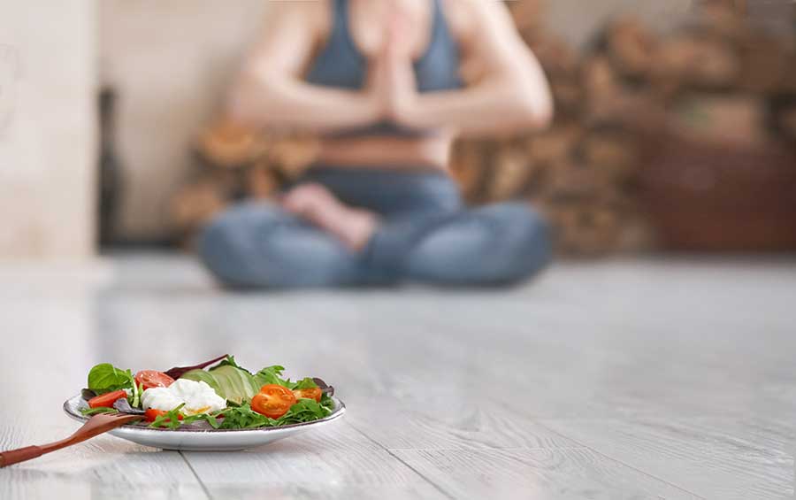 Yoga trifft vegan – Sind alle Yogis gleichzeitig auch Veganer?